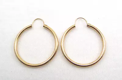 VTG Solid 14K Yellow Hoop Earrings 2mm Wide 1-1/8” Diameter  1.9 Grams • $89.95