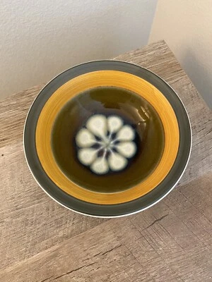 $15 • Buy Electra Casual Stoneware Jupiter Japan Bowl 6.75”  #9006 Flower Retro