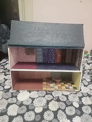 Vintage Handmade Dollhouse • $220