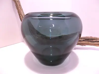 Vintage Art Glass Vase Blue Ocean Blue Green Simple Sleek Design Water Blue • $17.99