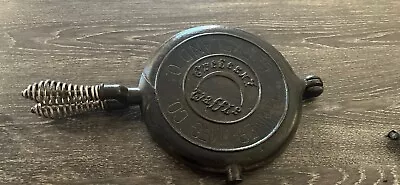 Fanner MFG Co. Crescent Cast Iron Waffle Maker Number 9 • $20.50