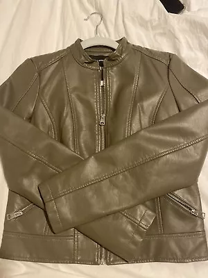 VERO MODA Boutique Green Khaki Leather Moto Bomber Jacket Coat Women's Xs • $40