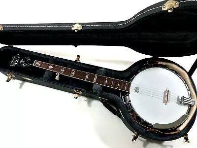 $875 • Buy Fender Deluxe 5-String Banjo W/ TKL Hard Case - Levy's PM14 Strap - Strings