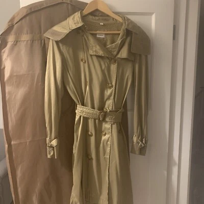 £70 • Buy BURBERRY - Trench Coat - Rainproof Hooded Beige Taffeta  10UK/ 8 US Net A Porter