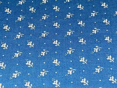 3/4 Yd Blue & White Dots And Flowers Vintage Small Print Cotton Fabric 26  X 44  • $4.29