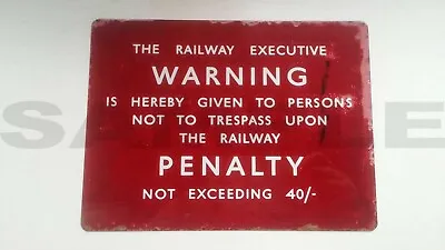 TRAIN SIGN Retro Metal Wall Plaque Art Vintage War Train Station Sign   • £4.89
