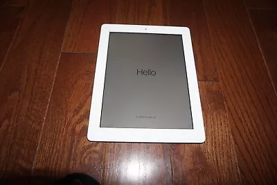 White Apple IPad 2 16 GB Model A1395 Works  Perfect Screen!  See Description • $20