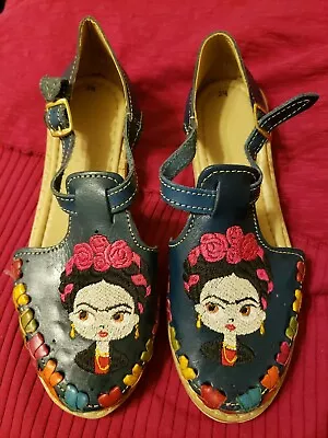 FRIDA KAHLO WOMEN'S BLUE SANDALS. CLOSED TOE MEXICAN LEATHER SHOES Usa Size 7 • $16.95