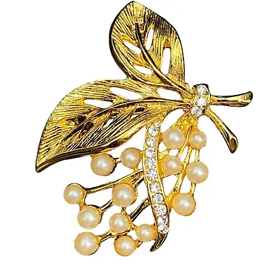 Vintage Brooch Faux Pearls Bouquet Goldtone Rhinestones 2.25  • $9.99