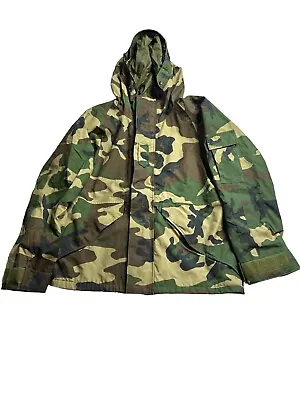 US Military Gore-Tex Jacket - Cold Weather Woodland Camo Parka Small Short • $86.39