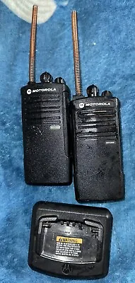 2 Motorola RDV2020 Two-Way Radios  WORKING!! ( Read Description) • $55
