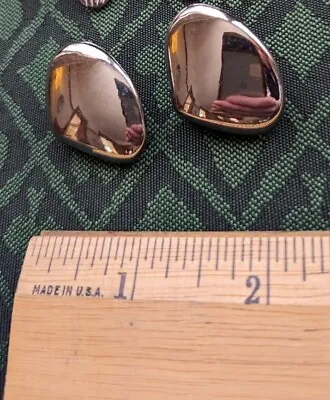 Vintage Art Sterling Silver Teardrop Stud Earrings Pierced 925 Silver Jewelry • $18.99