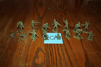 Marx Army Battleground 16-Piece Lot Of Vintage American Soldiers Tank Q - MPC • $23.99