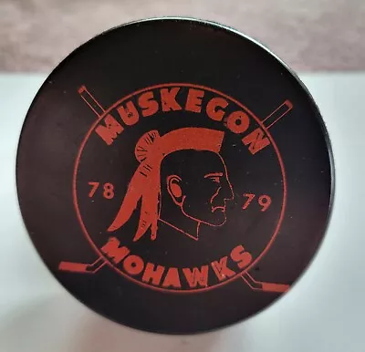 ☆●☆●Vintage 1978-79 IHL Muskegon Mohawks Puck ☆●☆● • $13.50