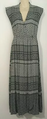 Witchery Ladies Short Sleeve V Neck Summer Black White Maxi Dress Size 10 • $24