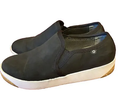 Bogs Kicker Slip On Leather Black Womens 8 Shoes Sneakers Waterproof EUC • $24.99