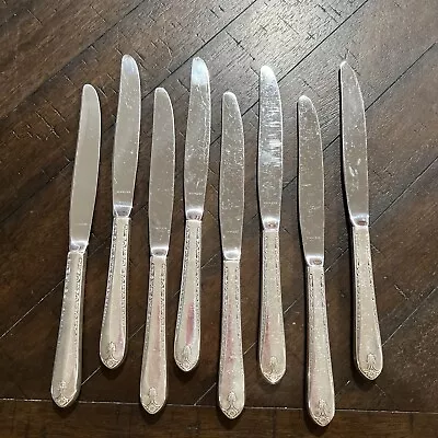 Wm. Rogers & Son IS Flatware Set Of 8  Exquisite  Dinner Knives • $24.99