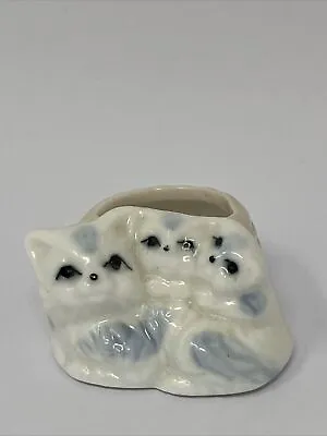 Vintage MINI Ceramic CAT KITTEN BASKET PLANTER FIGURINE Taiwan MINI TINY • $7.59