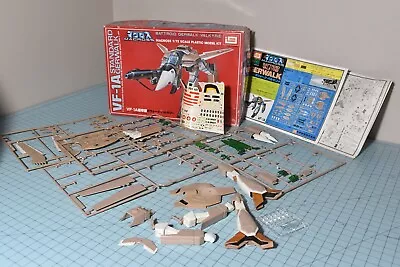 Macross VF-1A Battroid Standard Gerwalk Valkyrie 1/72 IMAI USED • $25