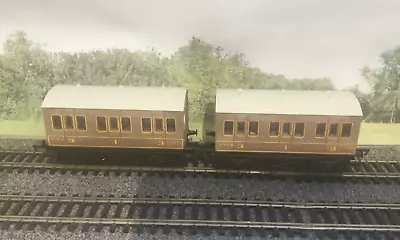 Hornby LNER Teak Coaches 137 & 138 - Excellent Condition • £18.50