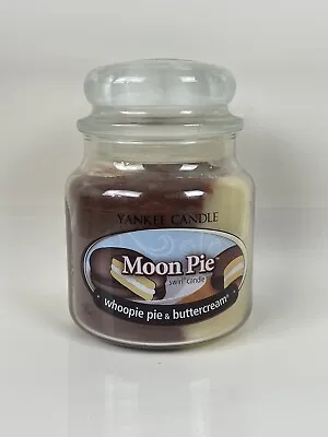 Yankee Candle Moon Pie Medium Jar Swirl Candle Deerfield USA Rare • £54.99