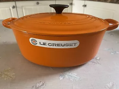 Le Creuset 27cm Cast Iron Oval Casserole Volcanic Orange. • £135