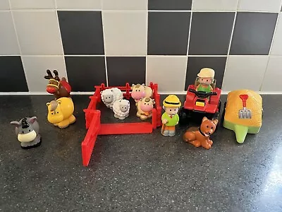 ELC Happyland Farmyard Set With 2 Farmers 8 Animals Plus Quad Bike • £13