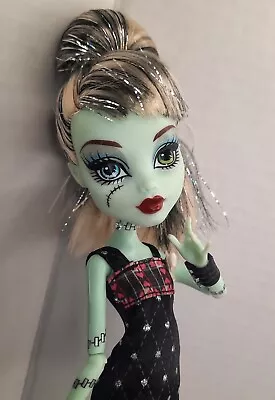 ✴Monster High✴Frankie Stein~Sweet 1600 Doll~2008~Mattel~Gift Dress • $25.95
