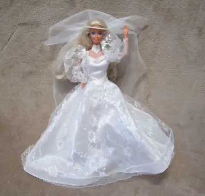 Barbie Doll Vintage 1989 Mattel Wedding Fantasy Bride 80s Bridal Veil Blonde • $19.99