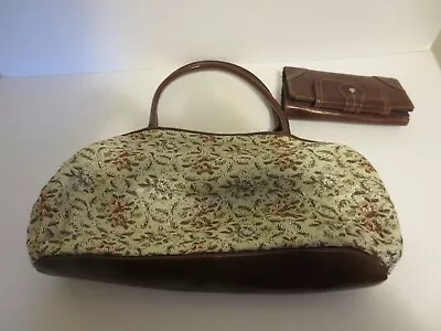 Woman's Marlo Handbag With Wallet. Pre-Owned. Brown With Flowers • $14.99