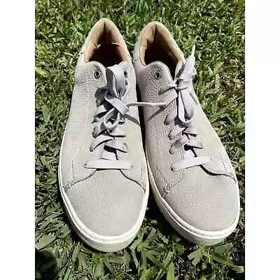 Tom's Leather Tan And White Sneakers Mens Size 9 • $25