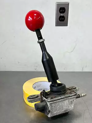 97-04 C5 Corvette Manual Shifter Assembly With Aftermarket Knob #158 • $109.99