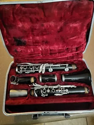 Vintage Clarinet - Selmer Bundy Resonite USA!  Serial #209386 • $75