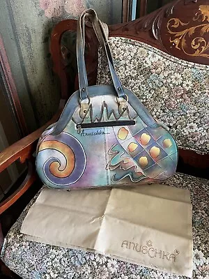 Anuschka Handpainted Large Leather Shoulder Bag.  Dust Bag Included. • £265.04