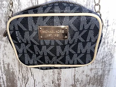 Michael Kors Signature Her Crossbody Handbag • $20