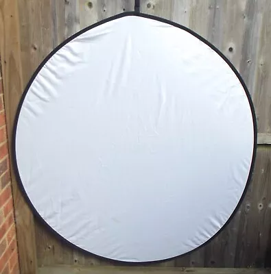 Lastolite Collapsible 120cm White Reflector. • £10