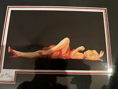 Marilyn Monroe - Milton Greene - The Red Sitting Artist Proof • $999