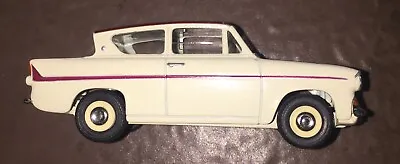 £10 • Buy Vanguards Lledo Collectible Diecast Model Car  Ford Anglia Unboxed 1:43 Scale