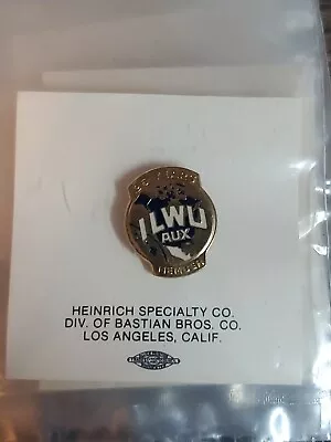 ILWU 25 YR UNION MEMBER PIN RARE International Longshore Warehouse Union Qty Zx • $15