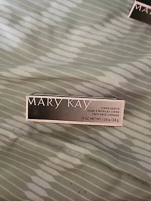 Mary Kay Creme Lipstick Really Red 050275 • $15.99