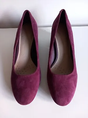 M&S Footglove Burgundy Mulberry Suede Leather Block Heel Court Shoes UK 4 NEW!! • £20