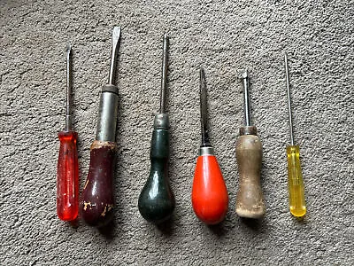 Old Vintage Medium Size Screwdrivers Type Tools - 6 Plastic & Wooden Handles • £4.99