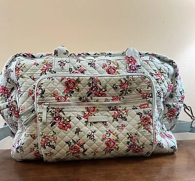 Vera Bradley Weekender Bouquet Large Travel Bag • $90