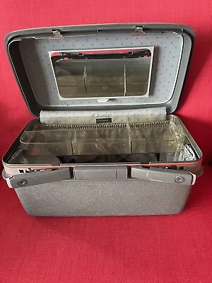 Vintage Samsonite Grey Vanity Hard Shell Case . Inner Tray Make Up Travel No Key • £15.99