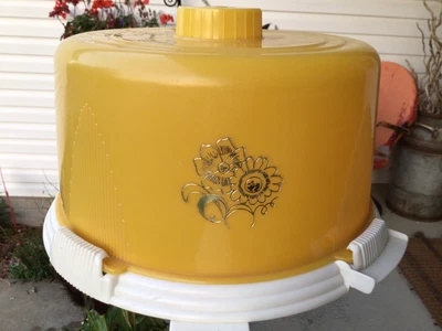 $12.95 • Buy Vintage Locklift Cake Carrier Art Deco Plastic Server USA!