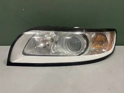 08-11 Volvo  V50 Left Front Driver Side Halogen Headlight Assembly  • $119.99