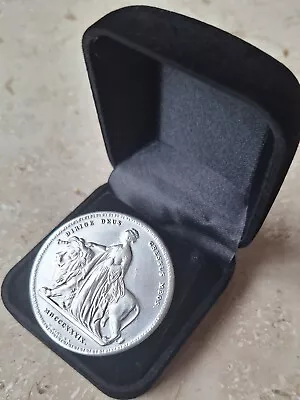 1839 Queen Victoria Una & The Lion Champagne Silver Coin In Black Velvet Box • $21.07