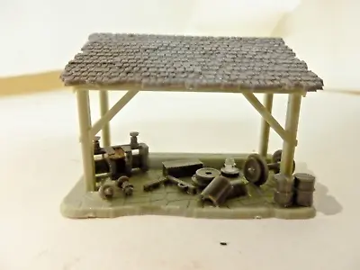 N Gauge Canopy With Engine Parts For Low Relief Or Workshop Shed Addition Faller • £15.95