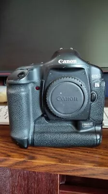 Canon EOS 1DS Mark II 16.7MP Digital SLR Camera - Black • $195.99