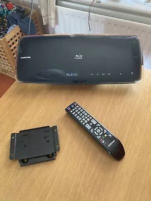 Samsung Blue Ray Disc Player BD-P4600 Spares And Repairs With Remote  • £12